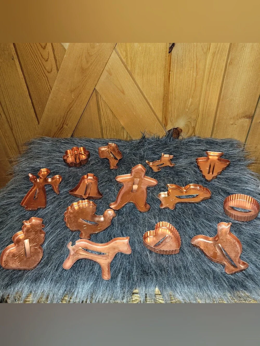 Vintage Copper-Colored Decorative Cookie Mold Set - Home Accents
